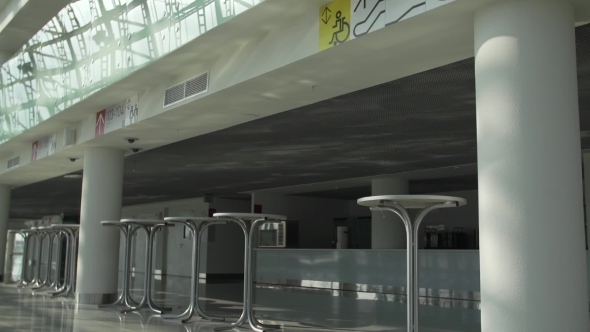 Panorama Of Spacious Empty Floor Of Building