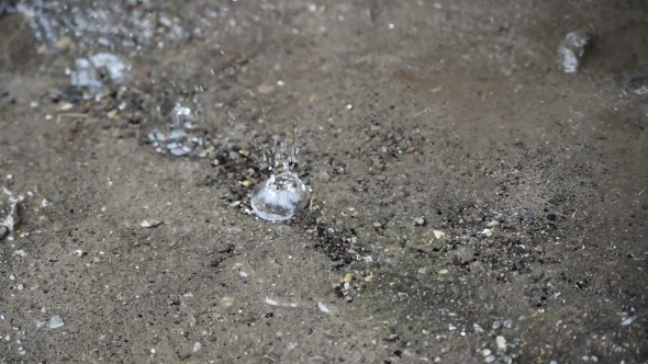 Rain Drops Fall On The Ground alt