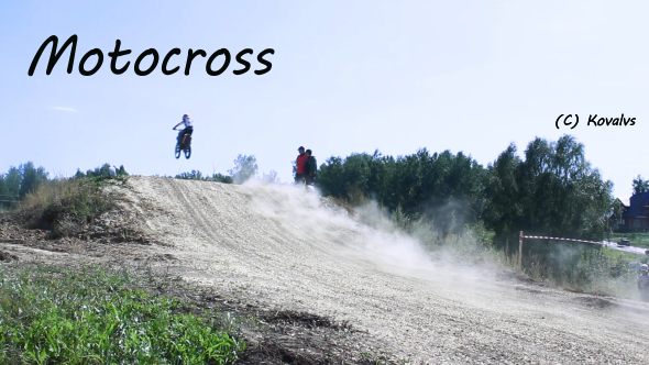 Jumping Motocross Racer 