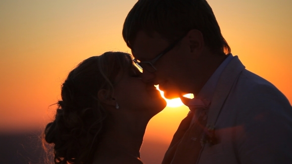 Wedding In Santorini Couple Kisses