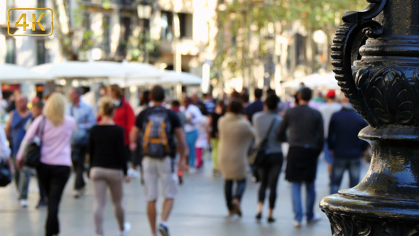 Crowded Barcelona City Center in Autumn 4K