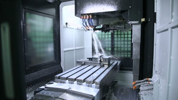 Metal Processing On CNC With a Hydraulic System.