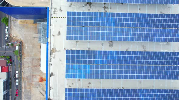 Aerial view of the solar panels on the roof of a shopping mall