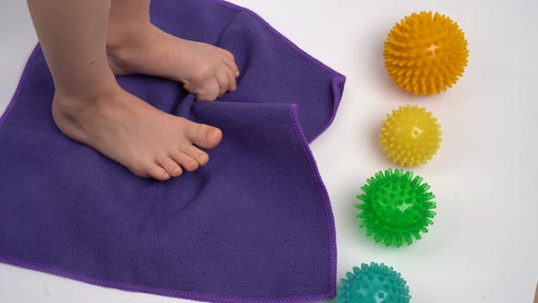 Prevention of Children's Flat Feet and Hallux Valgus Exercises with Tissue and Massage Balls