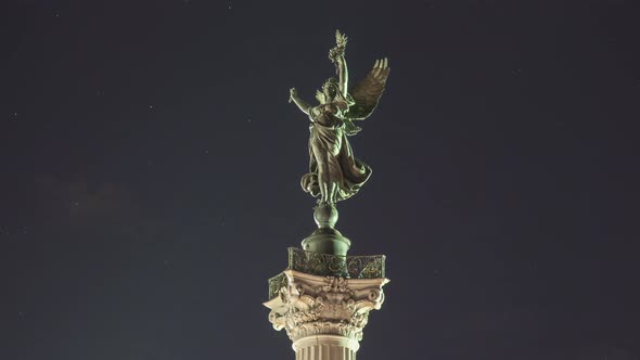 Girondins statue - Bordeaux by Night, Timelapse