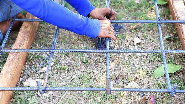 Worker Bending And Bundle Steel For Construction Job 3