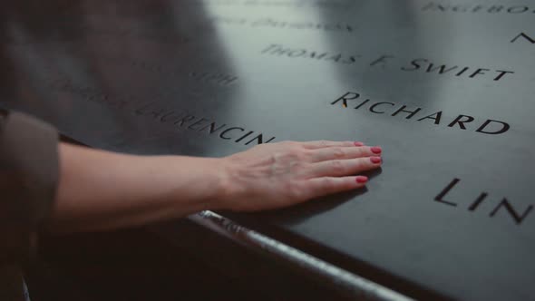 Young girl at the 9/11 Memorial