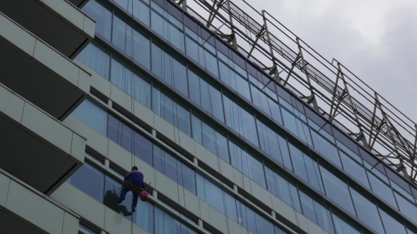 Skyscraper Window Glass Cleaners