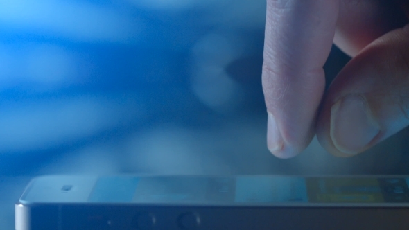 Scrolling The Images On Touchscreen In The Blue alt