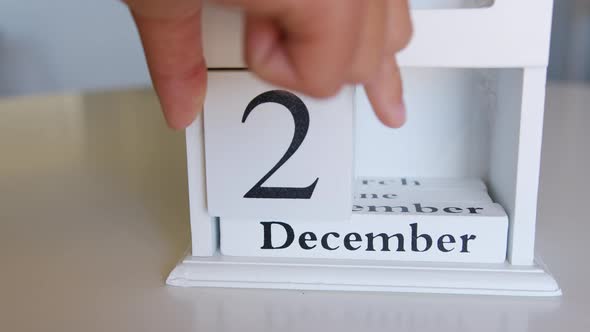 Change the Date on the Wooden Calendar on 25 December or Christmas / Videohive, Stock footage, Holidays