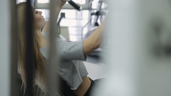 Athlete Woman With Muscular Body Doing Exercise On