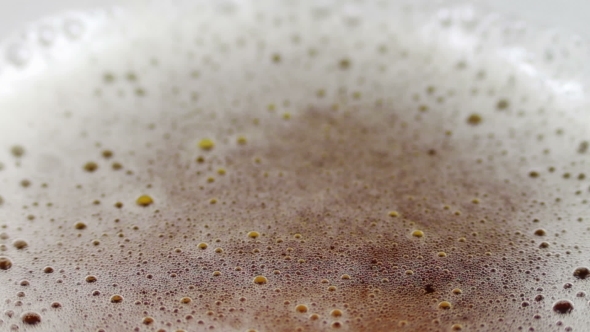 Beer In a Glass, The Bubbles Of Gas And Foam