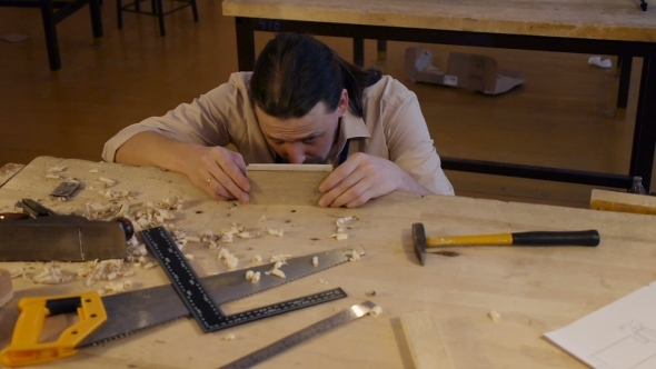 Carpenter Labor Master Work With Wood