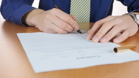 Signature Business Contract In Office