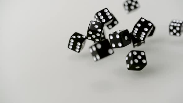 Dice rolling, Slow Motion