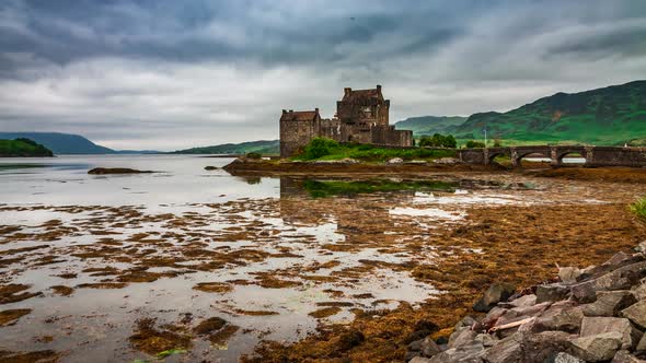 Tides in the lake at Eilean Donan Castle, Scotland, 4k, timelapse