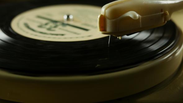 Spinning Disk On Vinyl