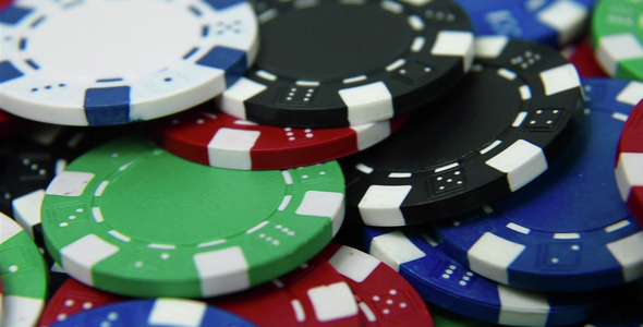 Colored Many Poker Chips alt