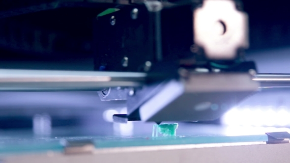 A 3D Printer Builds a Shape