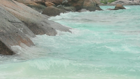 Turquoise Rolling Wave