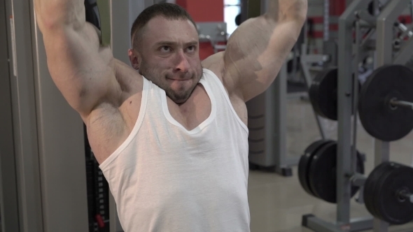 The World Champion Doing Exercise For Arms With Big Biceps