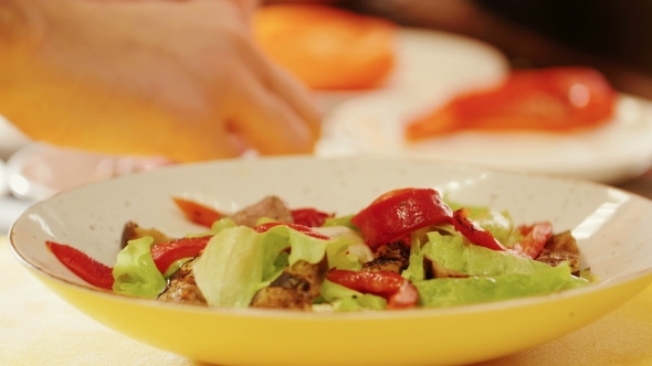 Preparation Of Vegetable Salad alt