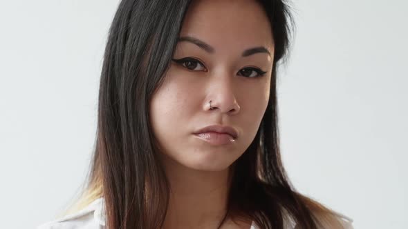 Confident Asian Woman Accent Eye Makeup Fashion