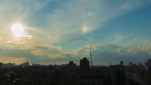 Follow The Sun In City 2 v2