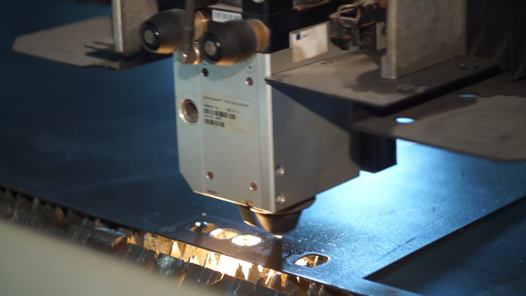 Welding Then Clean Up Of Weld 03 alt