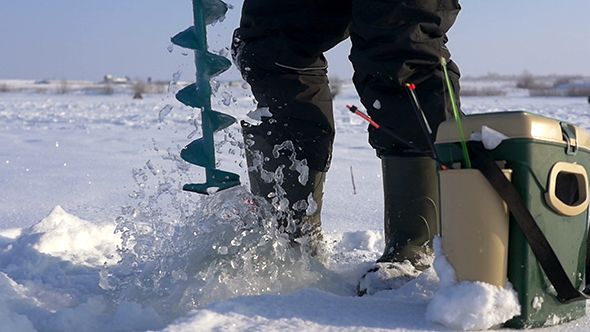 Winter Fishing 16 alt