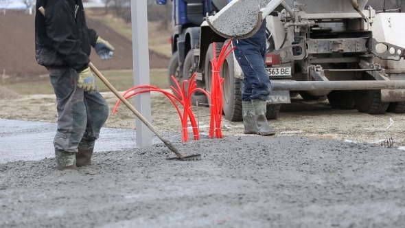 Machine Drains Liquid Concrete