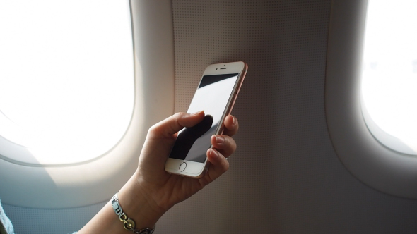 Using Smartphone On Plane