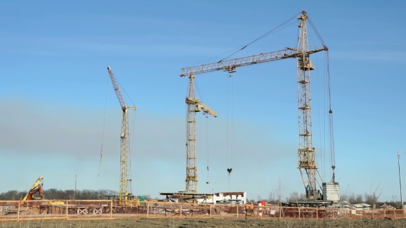 Construction Of Large High-Rise Apartment Complex