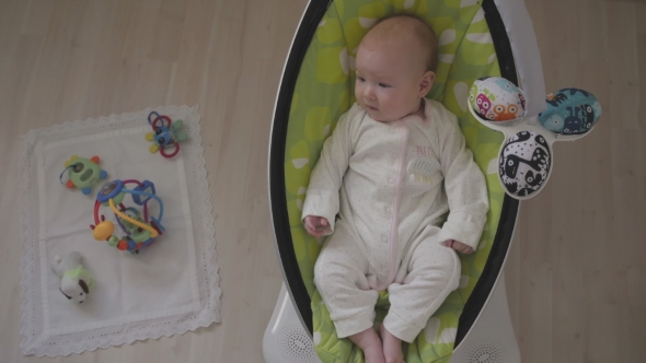 Happy Little Cute Baby Girl Swing In Electric Chair Bouncer alt