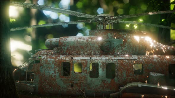 Old Rusted Military Helicopter alt