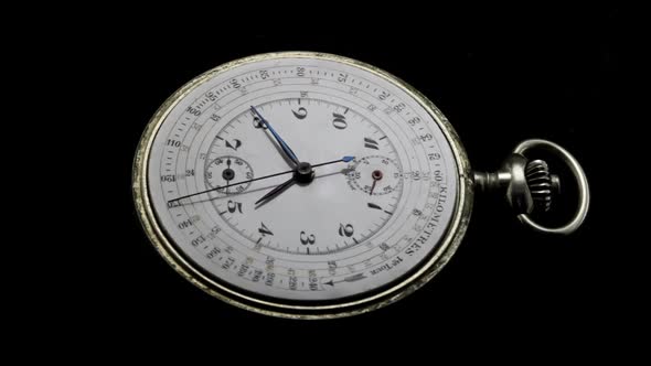 Antique Dial Chronograph Watch 6