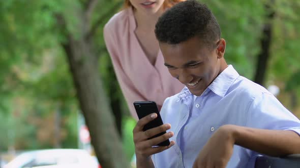 Girl Caught Boyfriend Reading Secret Message From Lover, Cheating in Relations