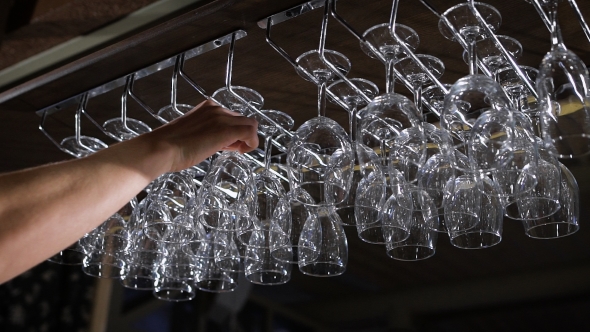 Hanging Wineglasses