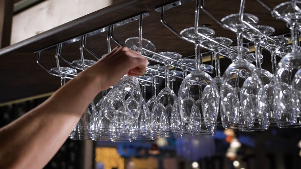 Hanging Wineglasses