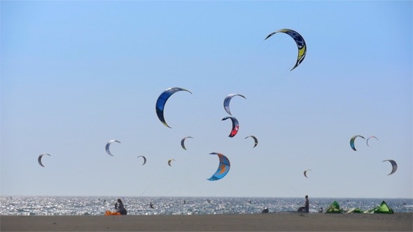 Kitesurfing