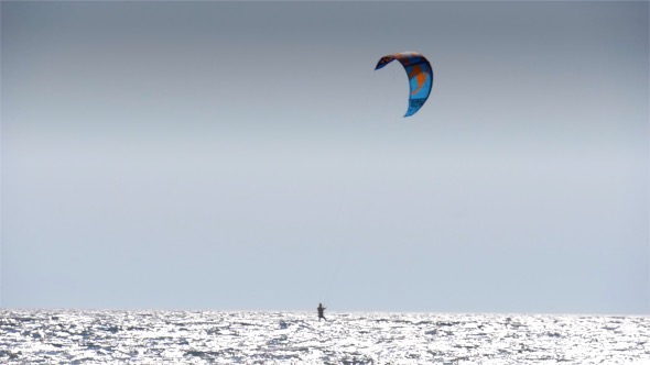 Kitesurfing 10