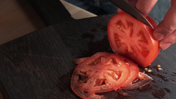 Finely Cut Tomato Knife