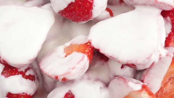 Strawberries In Cream