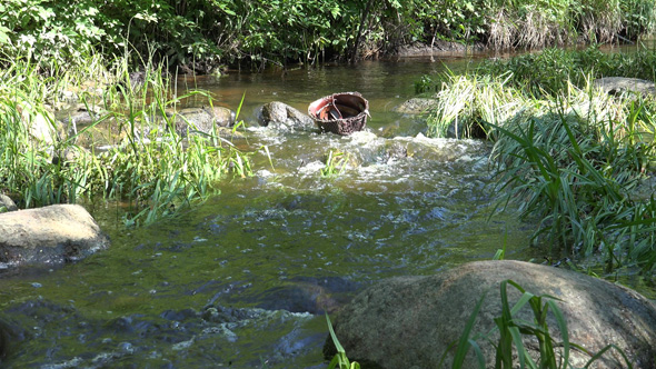 US Military Helmet alt