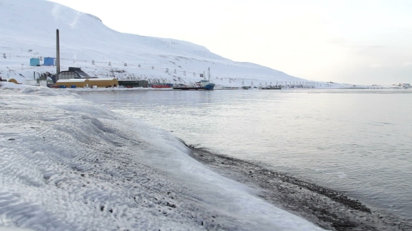 Ice Coast Of The Arctic Ocean. The Surroundings Of Longyearbyen, Svalbard.