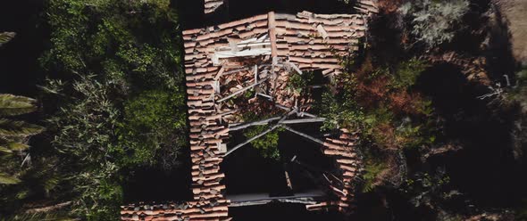 Ruins of a house top down