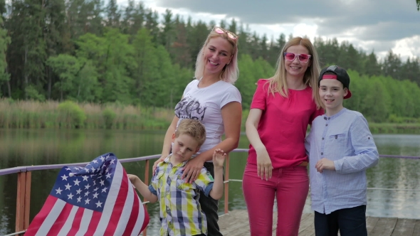 Happy People Celebrating Independence Day alt