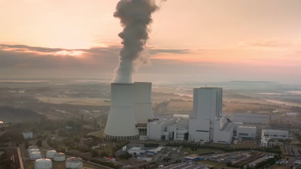 Harmful Emissions From Coal-fired Power Plants Adversely Affect the Environment and Accelerate