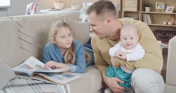 Raising Two Happy Kids alt