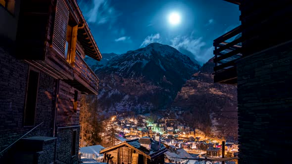 Beautiful Timelapse of the Night Sky in Zermatt Village with Matterhorn Cliff